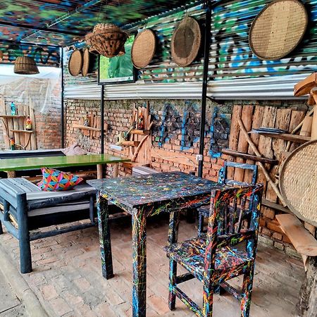 Amahoro Guest House 루헹게리 외부 사진