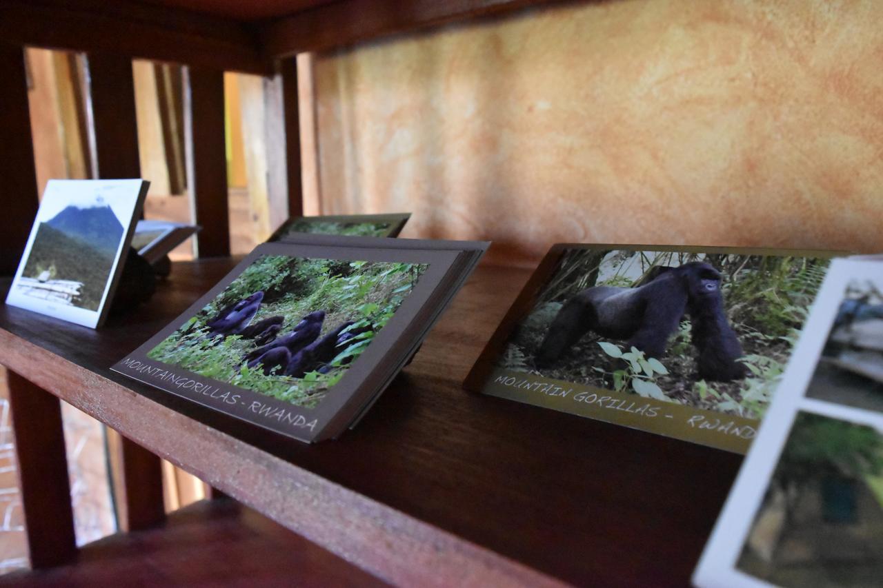 Amahoro Guest House 루헹게리 외부 사진